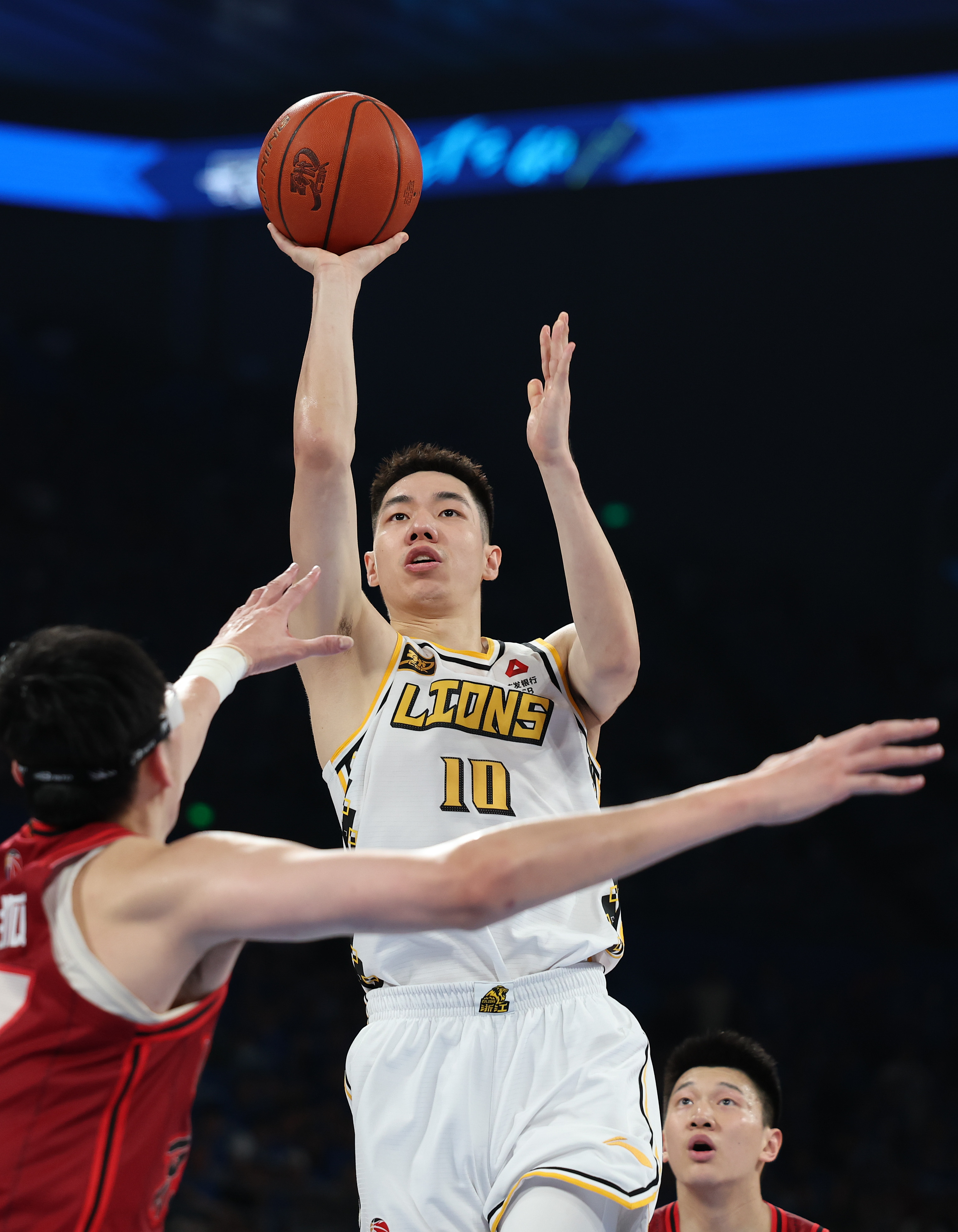 万博全站APP-广厦男篮赛后复出首秀山东男篮清晨外线爆发，连对手都承认：清晨犹他爵士豪取连胜的简单介绍